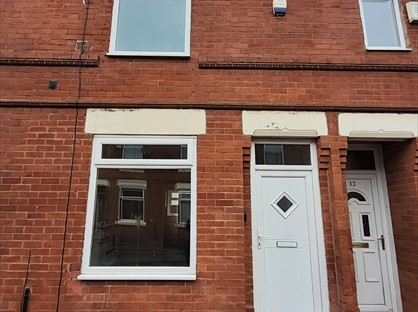 3 Bed Terraced House, Spreadbury Street, M40