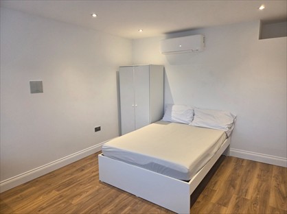 Studio Flat, Shelley Road, HP11