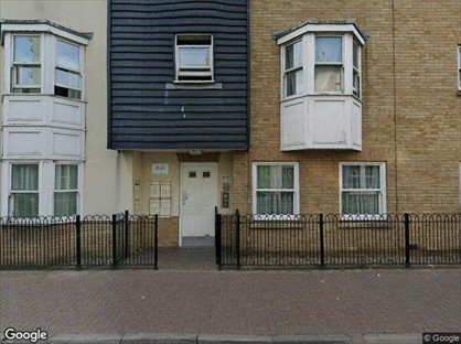 1 Bed Flat, Newcastle Hill, CT11