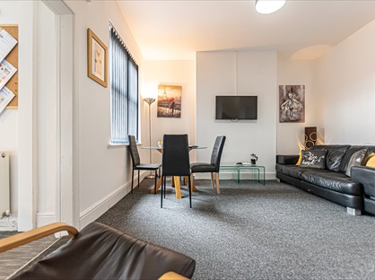 4 Bed Terraced House, Firs Lane, WN7