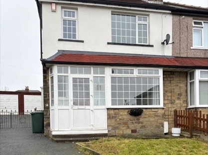 3 Bed Semi-Detached House, Westfield Crescent, BD18