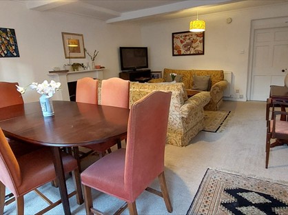 4 Bed Flat, Dundonald Street, EH3