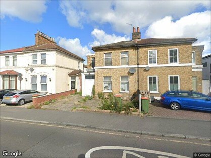 7 Bed Semi-Detached House, Forest Lane, E7