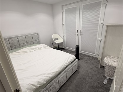 Room in a Shared House, Meadow Drive, RM15