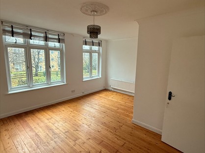 Room in a Shared Flat, Sanderstead Road, CR2