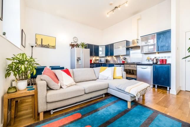 1 Bed Flat, Gazelle House, E15