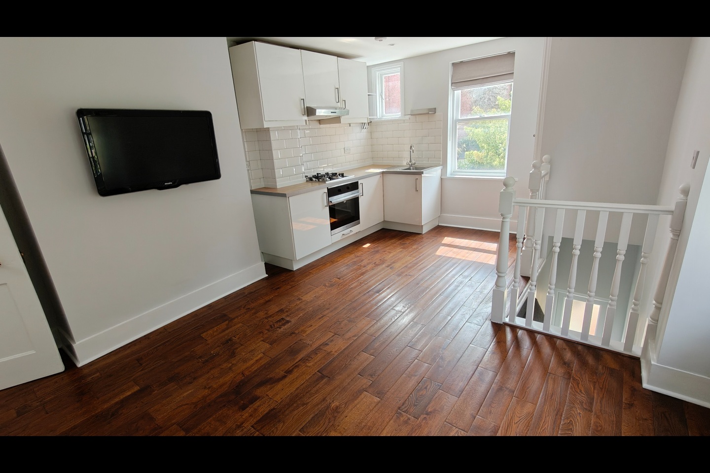 2 Bed Flat, Brading Road, SW2