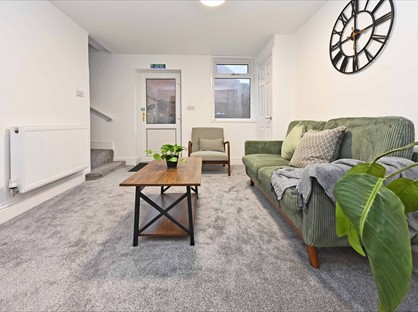 Room in a Shared House, Enderley Street, ST5