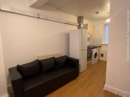 2 Bed Flat, Bridge Street, HA5