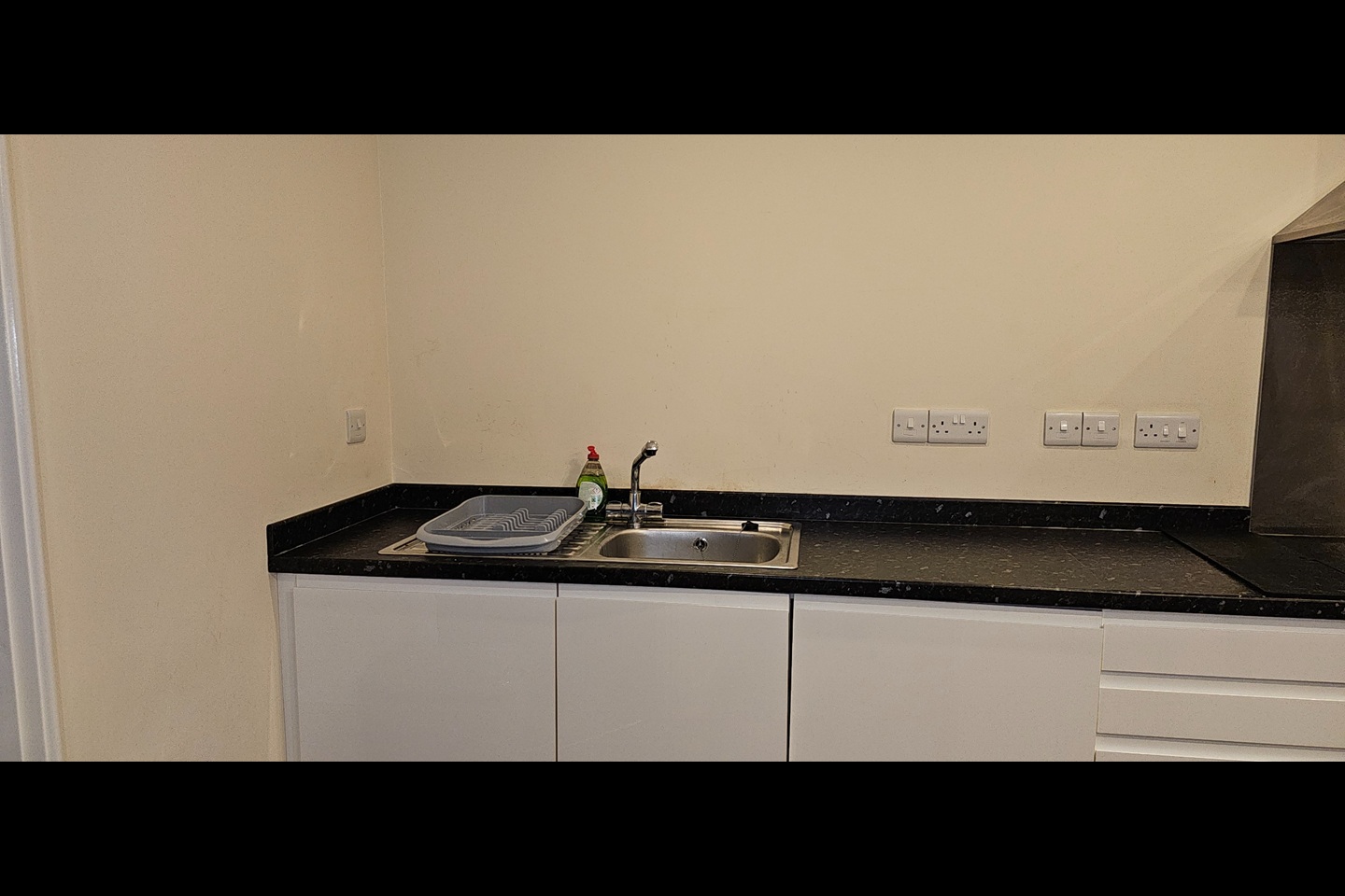 Additional image 4 of Room in a Shared Flat, Prosperity House, DE1, N1 7GU