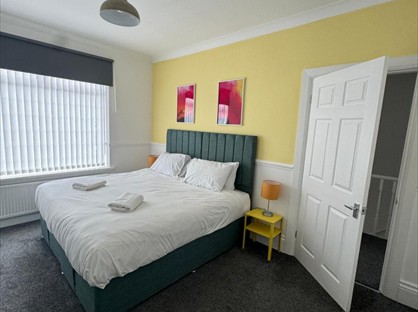 3 Bed Flat, St. Albans Crescent, NE10