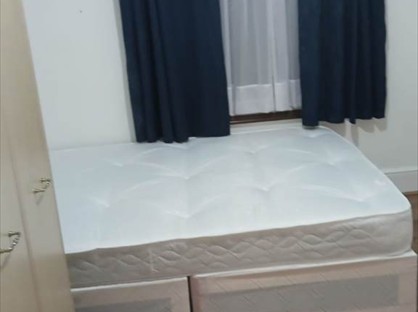 Room in a Shared House, Milverton Gardens, IG3