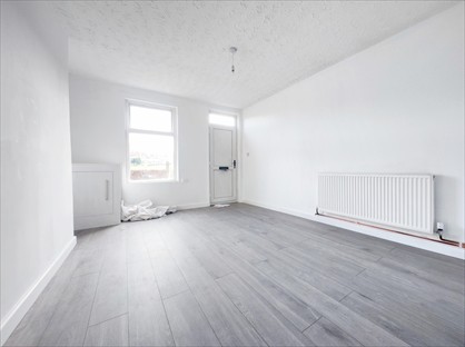 3 Bed Terraced House, Well Lane, S60