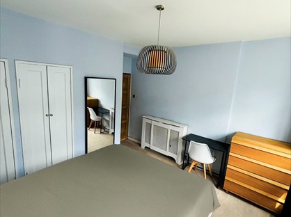 Room in a Shared Flat, Wiltshire Close, SW3