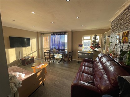 3 Bed Flat, Holly Lane, B66