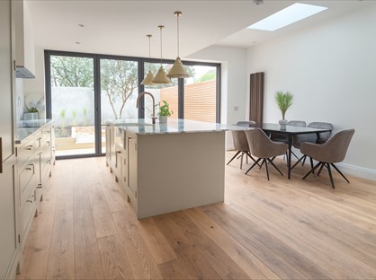 5 Bed Flat, St. Dunstans Road, W6