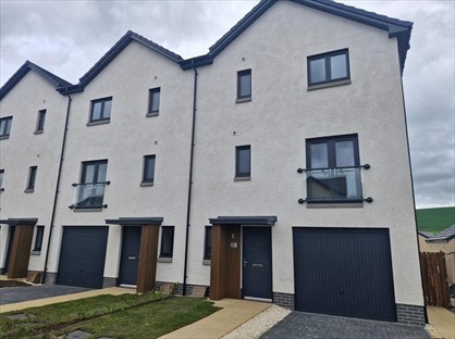 4 Bed Terraced House, Hester Lane, EH21