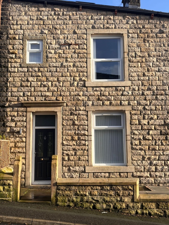 Rossendale - 4 Bed Terraced House, Schofield Road, BB4 - To Rent Now ...