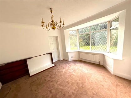 1 Bed Bungalow, Penistone Road, S35