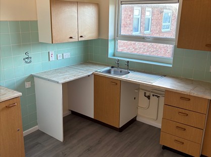 2 Bed Flat, Ash Lea Drive, TF2