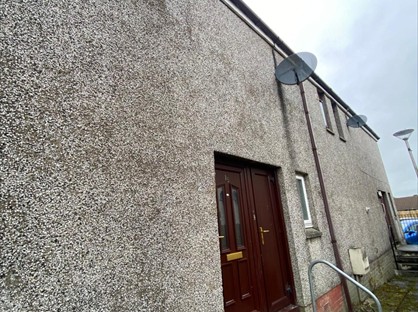 3 Bed Terraced House, Niven Court, KA3