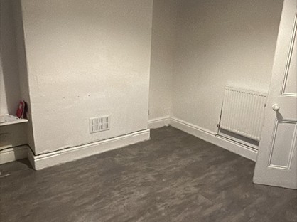 2 Bed Terraced House, St. Andrews Street, LN5