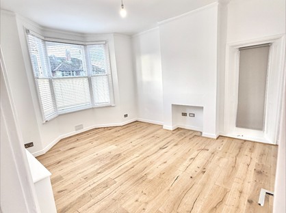 4 Bed Semi-Detached House, Marion Road, NW7