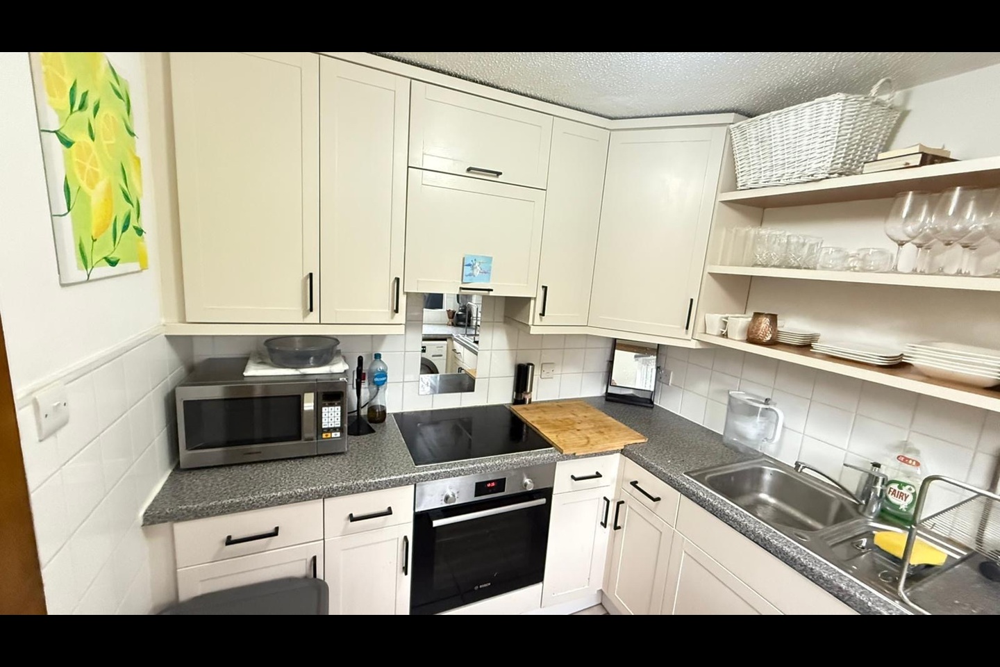 London - 2 Bed Flat, Pycroft Way, N9 - To Rent Now for £1,800.00 p/m