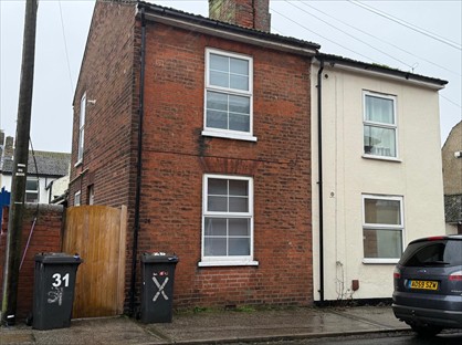 2 Bed Semi-Detached House, Tennyson Road, NR32