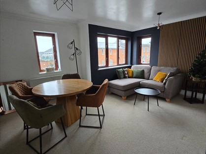 2 Bed Flat, Simonds Mews, GU14