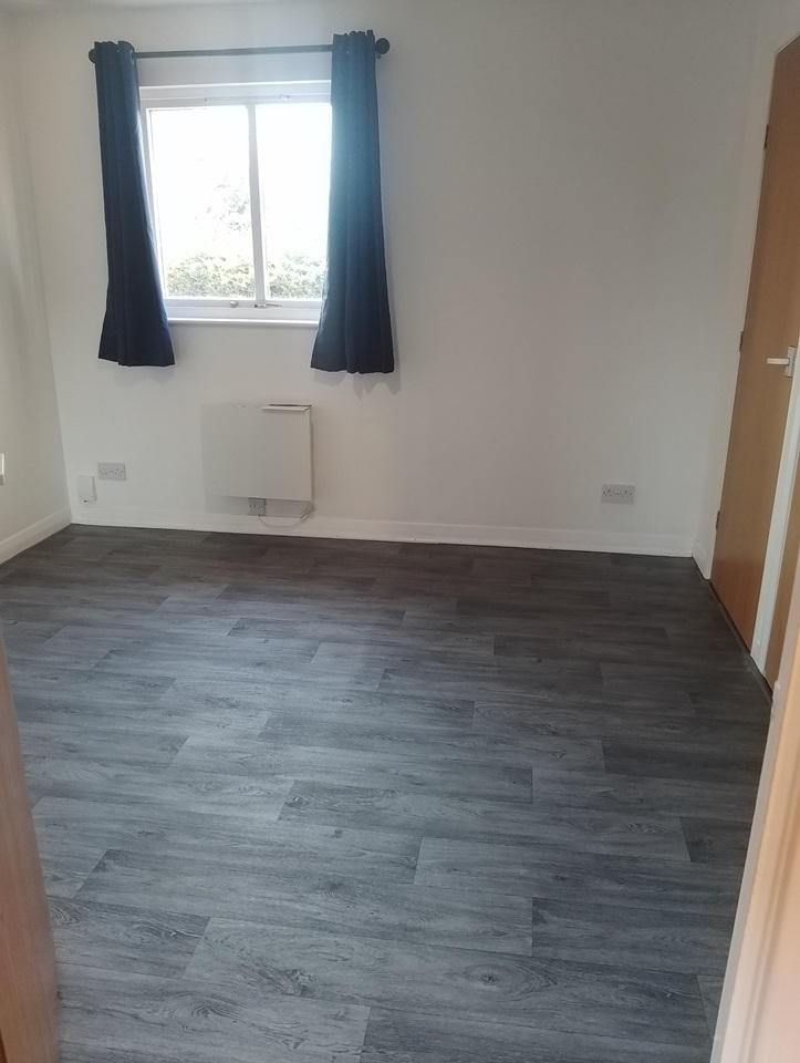 2 Bed Semi-Detached House, Niddrie Marischal Road, EH16, N1 7GU