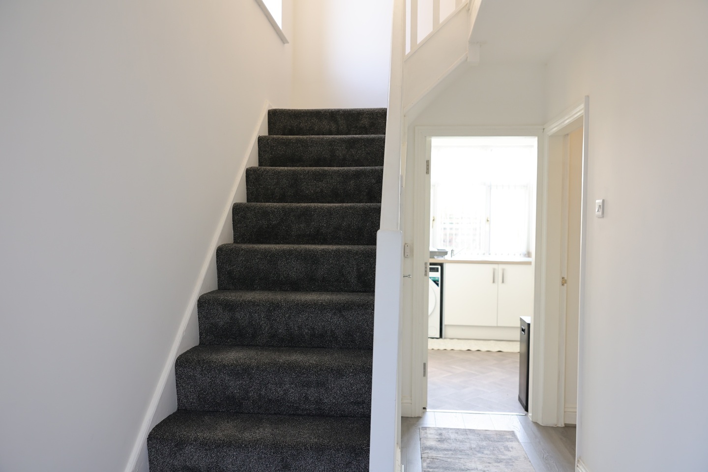 Additional image 10 of 4 Bed Semi-Detached House, Fully Furnished In North Leeds, LS17, N1 7GU