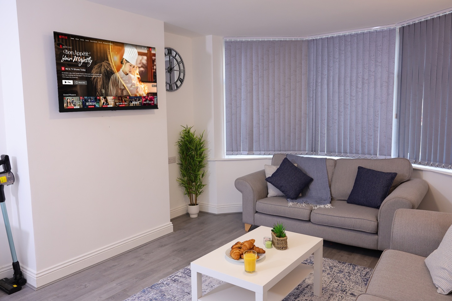 Additional image 4 of 4 Bed Semi-Detached House, Fully Furnished In North Leeds, LS17, N1 7GU