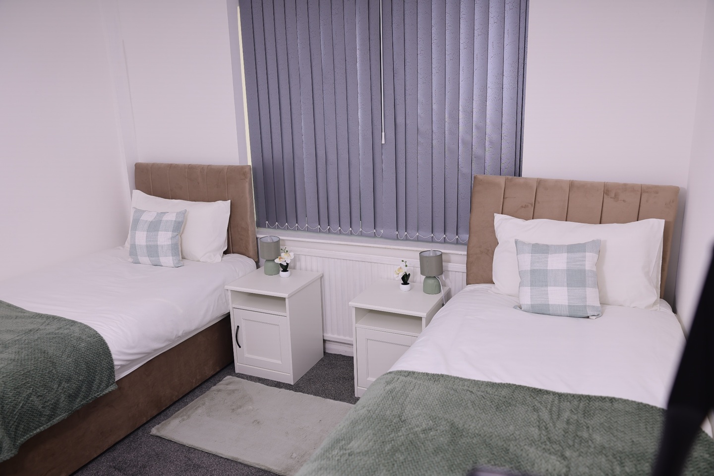 Additional image 18 of 4 Bed Semi-Detached House, Fully Furnished In North Leeds, LS17, N1 7GU