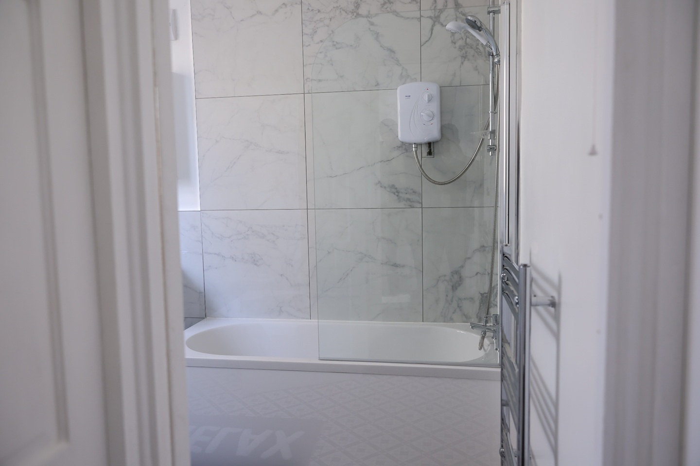 Additional image 23 of 4 Bed Semi-Detached House, Fully Furnished In North Leeds, LS17, N1 7GU