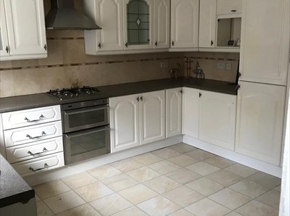 2 Bed Terraced House, Albert View, HX2