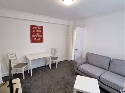 1 Bed Flat, Carr Hill Road, NE9