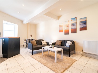 2 Bed Flat, Excalibur Court, CT20