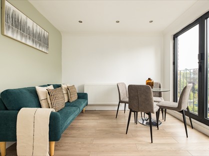 4 Bed Flat, Lexden Road, W3