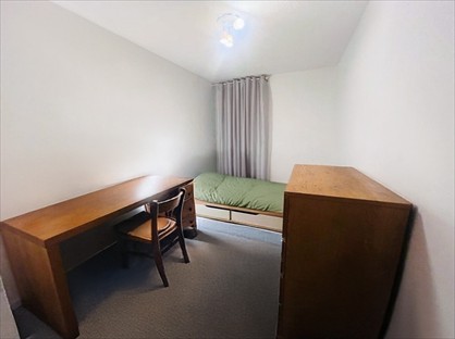 Room in a Shared Flat, Longleat House, SW1V