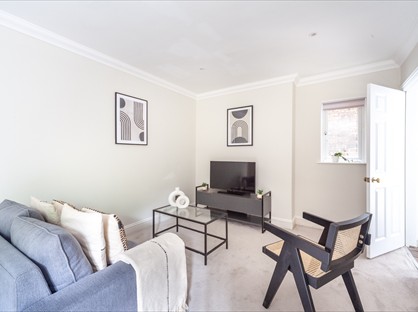 1 Bed Flat, The Avenue, W13