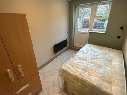 Studio Flat, Warlingham Whyteleafe Tandridge, CR3