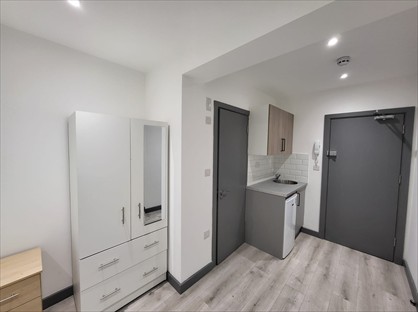 Room in a Shared House, Rothesay Avenue, UB6