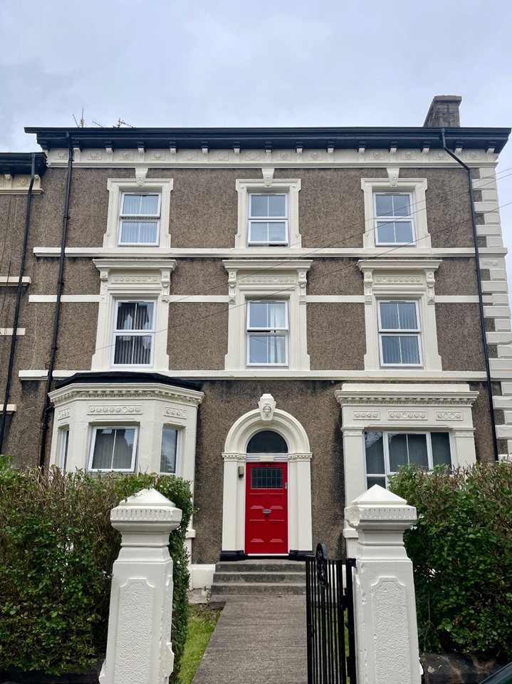 Room in a Shared House, Hunters Lane, L15