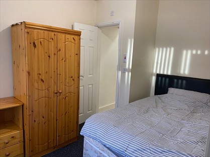 Room in a Shared House, Milner Road, B29