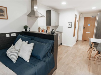 Studio Flat, Midland Road, BA1