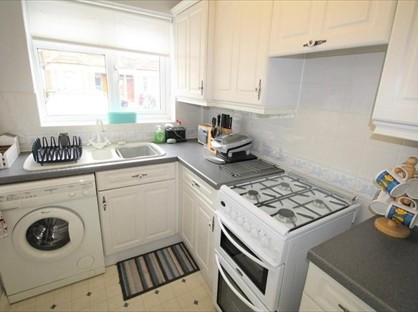 Room in a Shared House, Silverland Street, E16