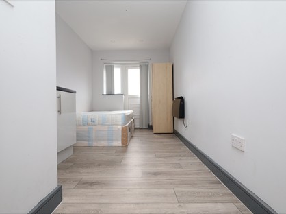 Studio Flat, Berkeley Avenue, UB6