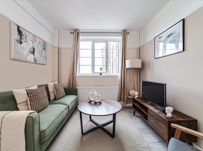 2 Bed Flat, Sherborne Court, SE20