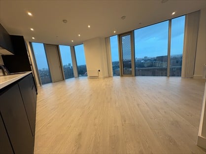 2 Bed Flat, Vista River Gardens, M3